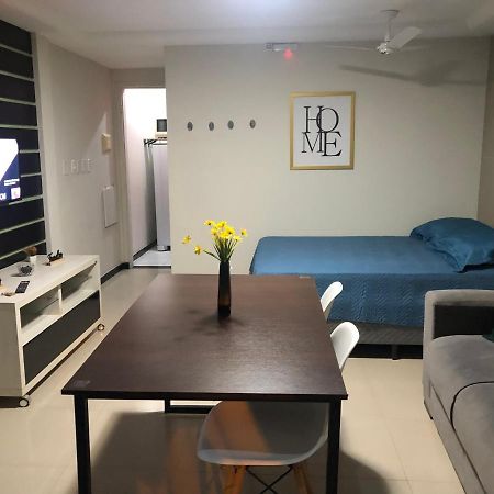 Flat Aju: Charmingly Furnished Suite in Aracaju Exterior photo